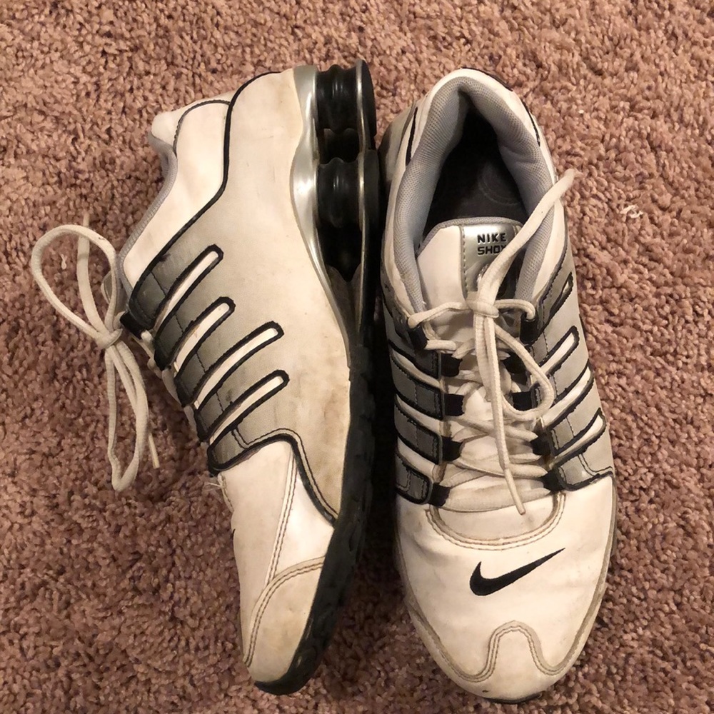 Men’s Nike Shox